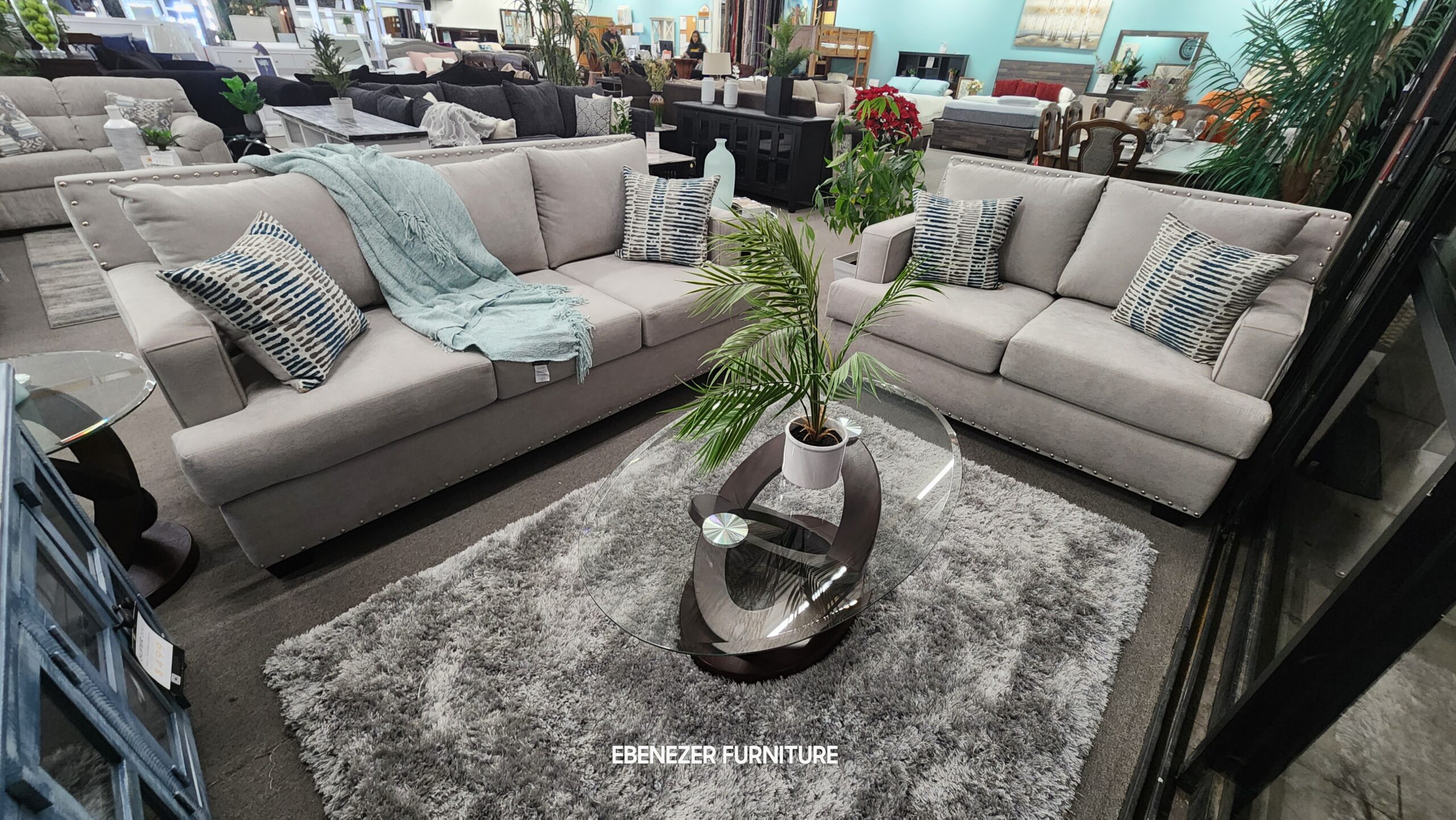 Hilton - Sofa & Loveseat
