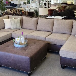 Venti Sectional